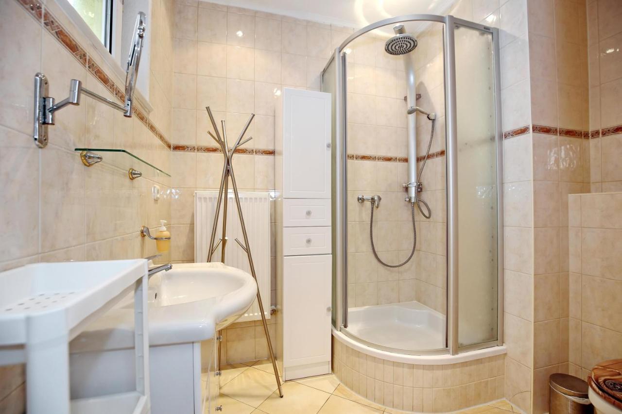 Haus Alexandra Wohnung 01 Ostseebad Kühlungsborn Eksteriør billede